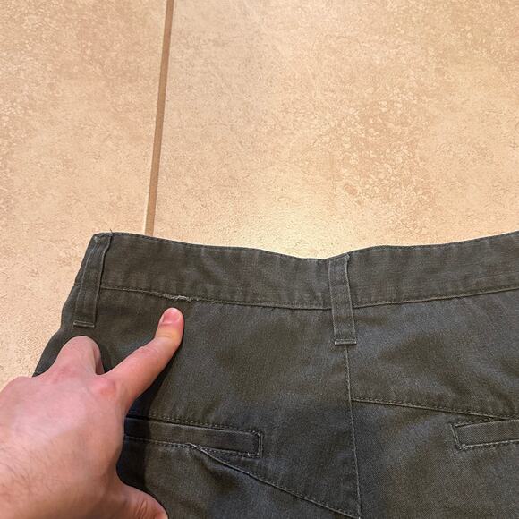 Volcom Shorts Men's Size 30 Grey Chino Corpo Class Summer Beach Golf - Picture 8 of 8